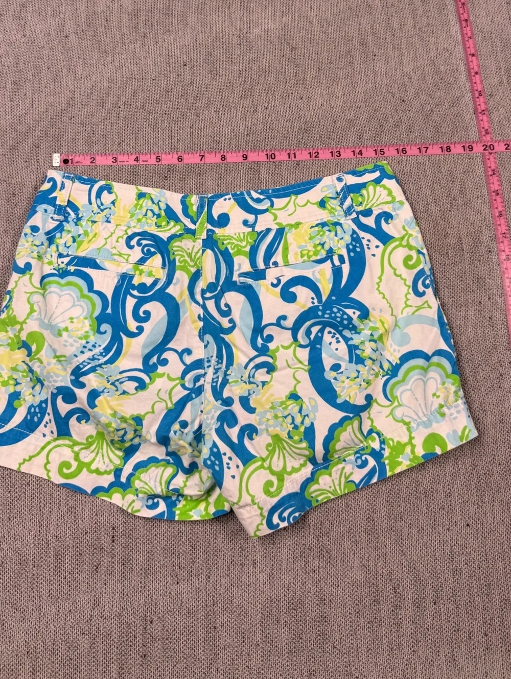 Lilly Pulitzer Printed Women's Shorts Size Waist 30 in.